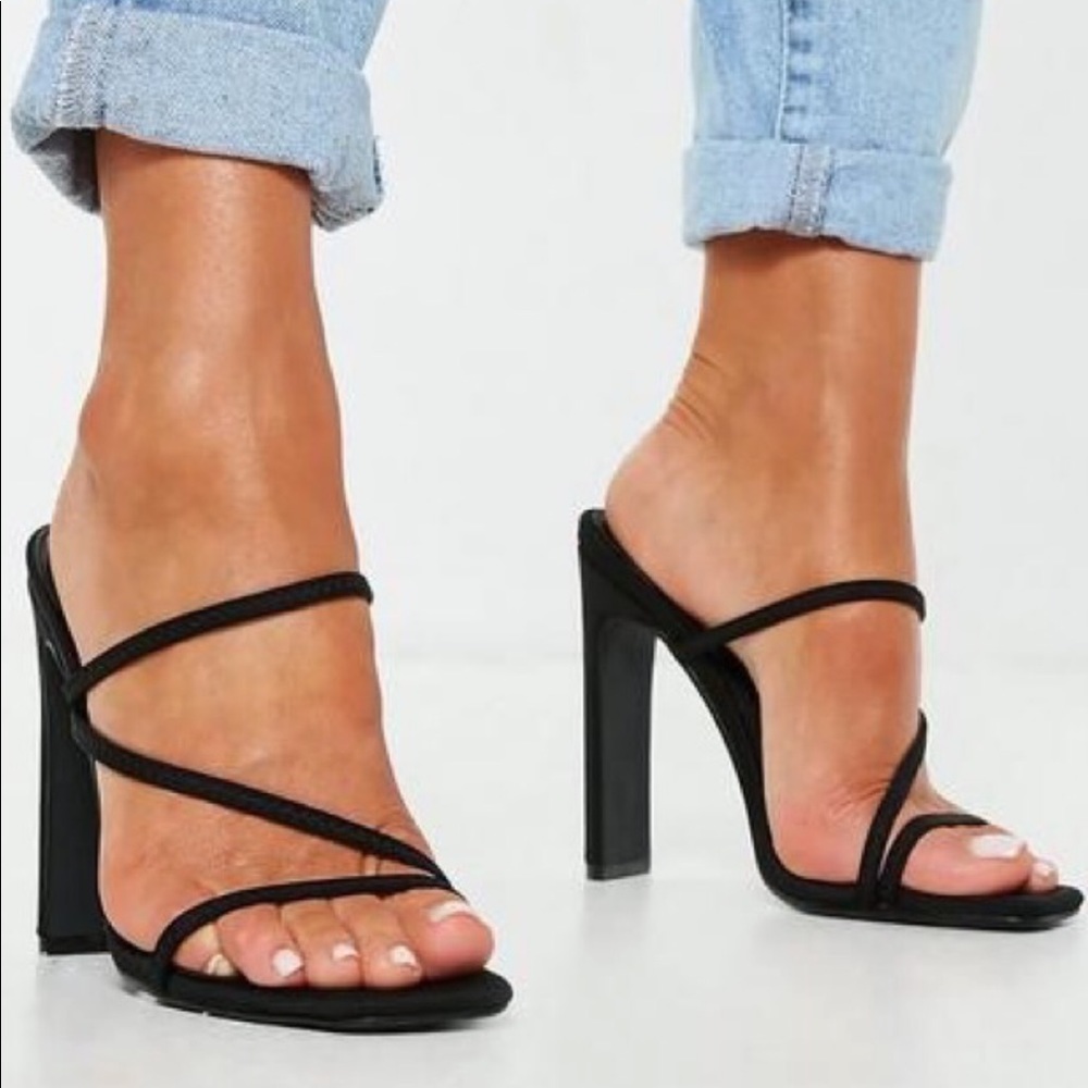 Multi strap mule